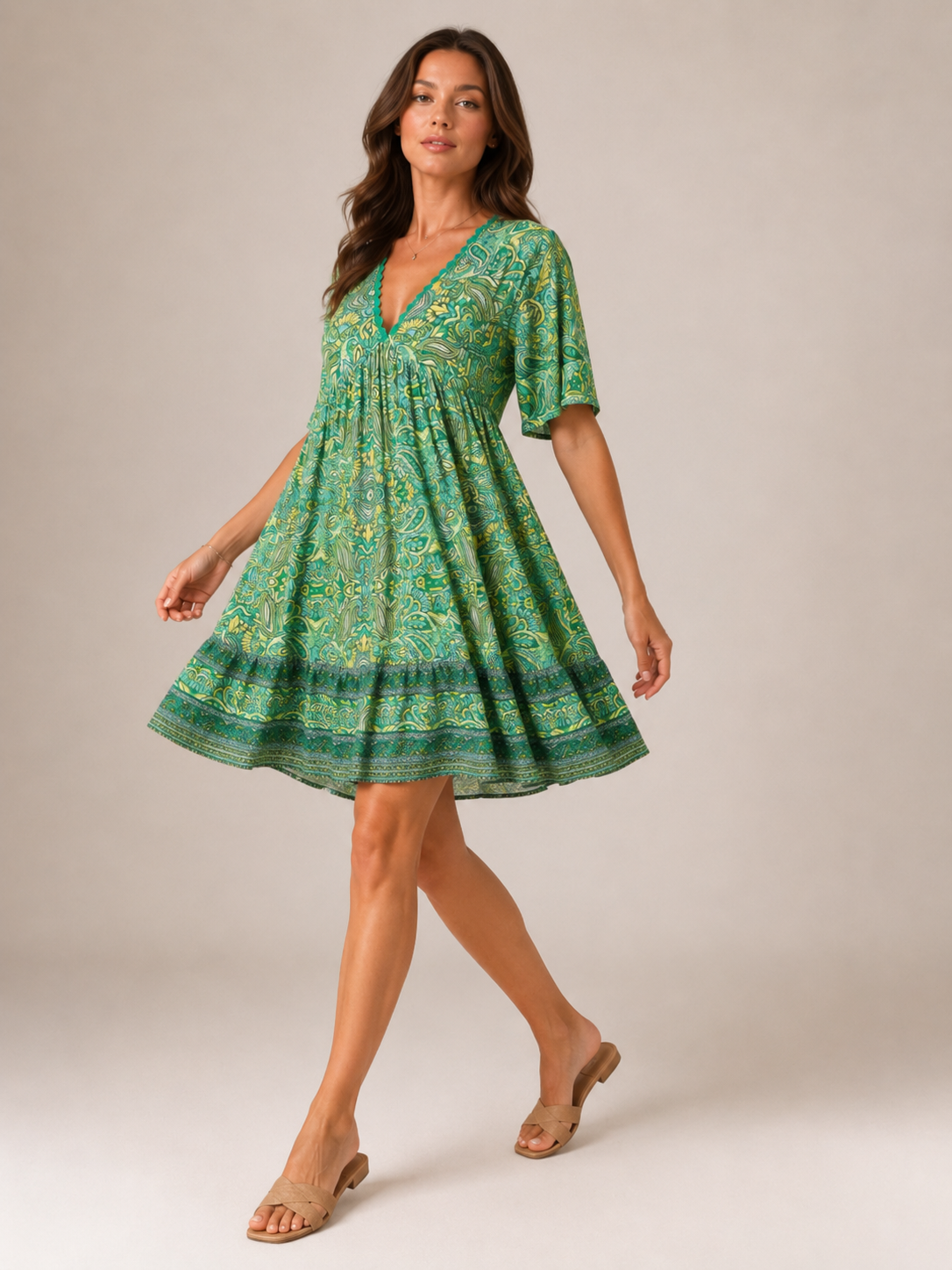 Mette - Boho Mini-jurk Met V-hals En All-over Print