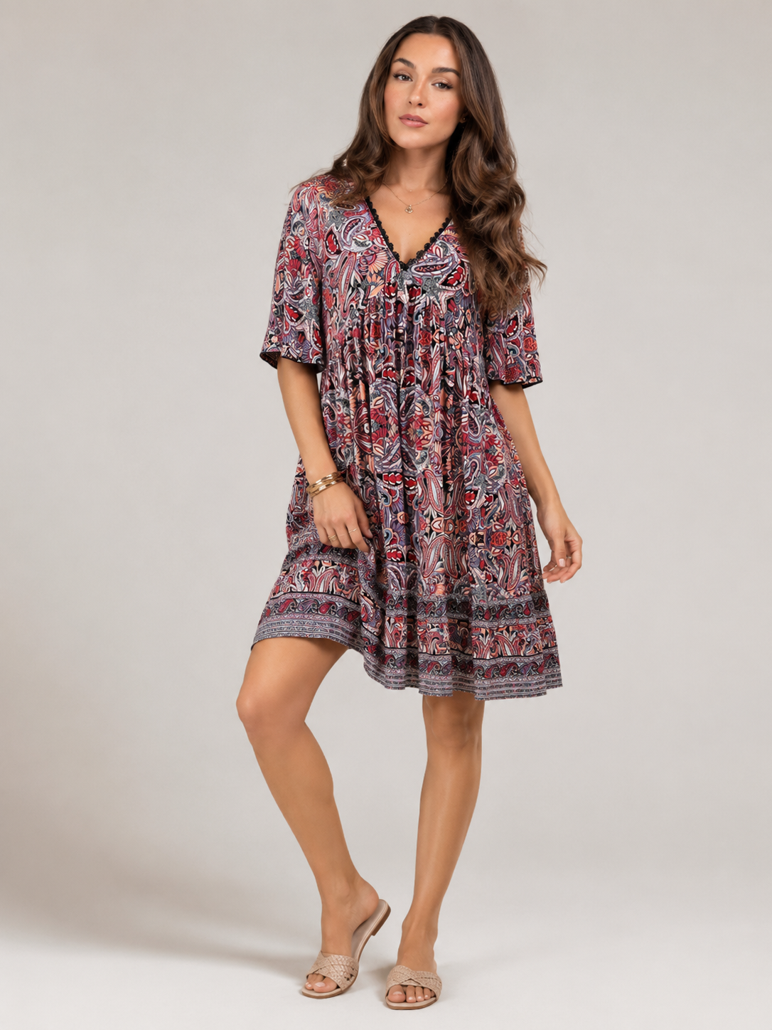 Mette - Boho Mini-jurk Met V-hals En All-over Print