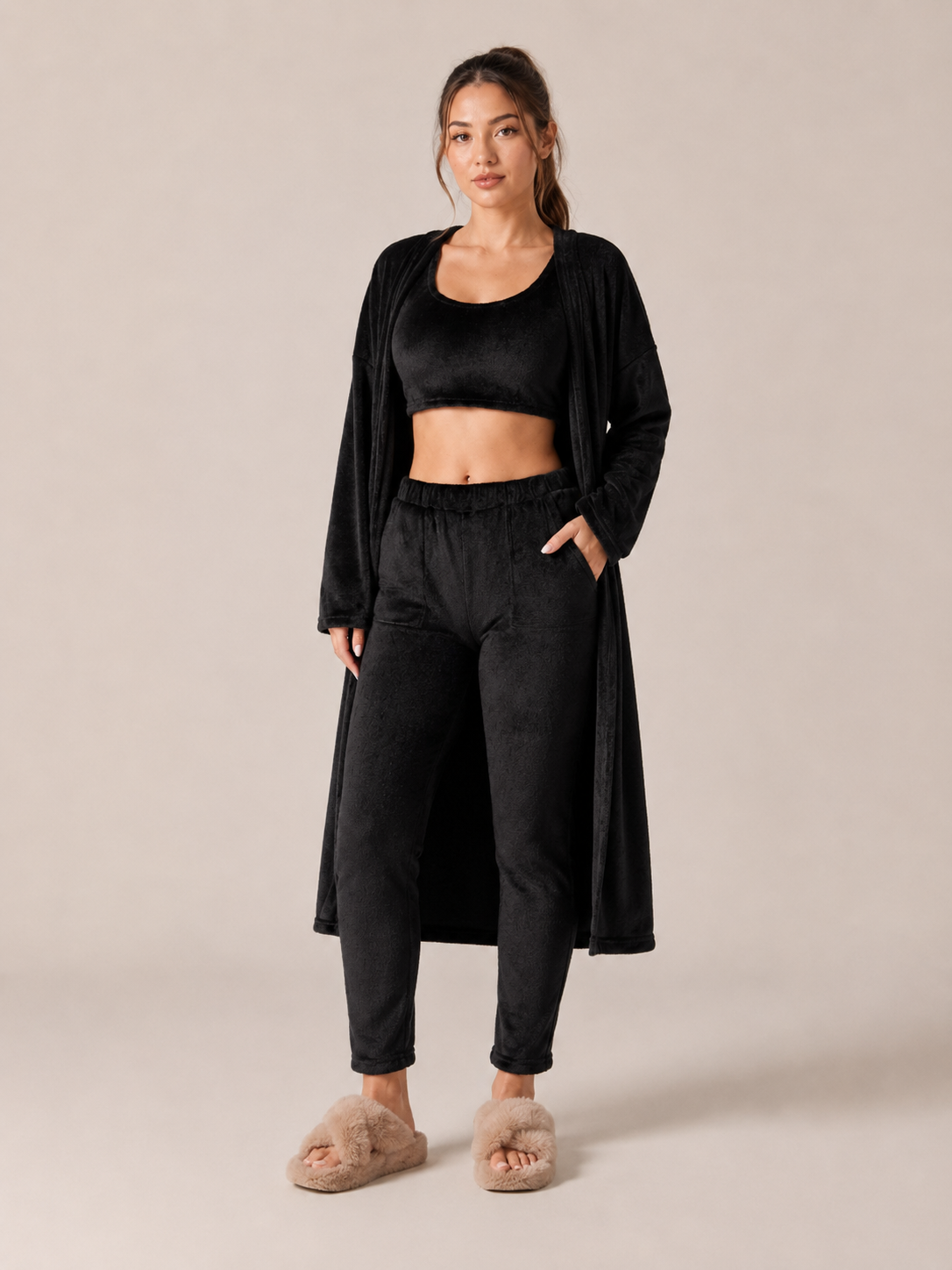 Quenna - Driedelige Dames Loungewear Set Met Crop Top En Lang Vest