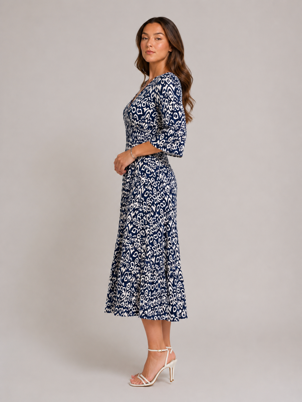Mona - Boho Maxi-jurk Met V-hals En Grafische Print