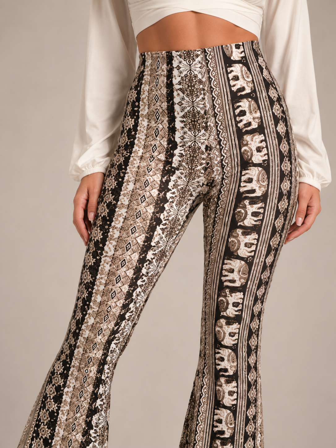 Qadence - Dames Flared Broek Met Sierlijke Print