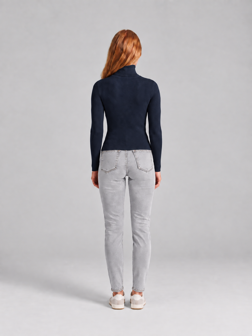 Ottavia - dames coltrui met hoge col en slim fit pasvorm