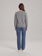 Valeska - dames trui met boothals en relaxed pasvorm