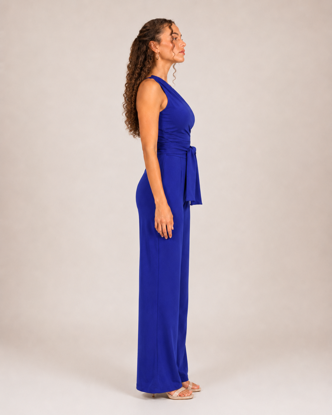 Gianelle - Dames One-shoulder Jumpsuit Met Drapering En Strikceintuur