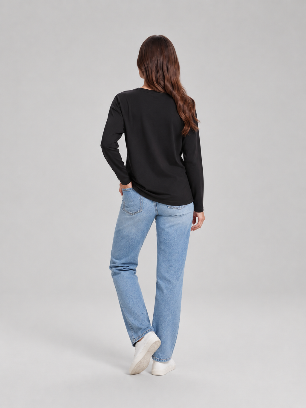 Anica - dames top met ronde hals, effen kleur en losse pasvorm