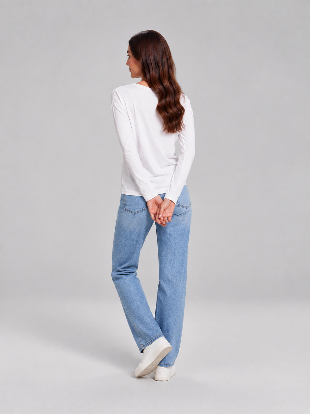 Anica - dames top met ronde hals, effen kleur en losse pasvorm