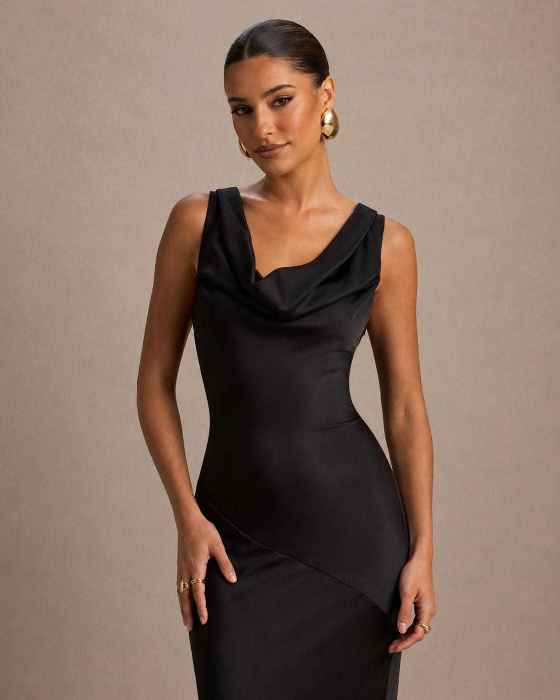 Isadora - Maxi-jurk met Open Rug en Strikdetail