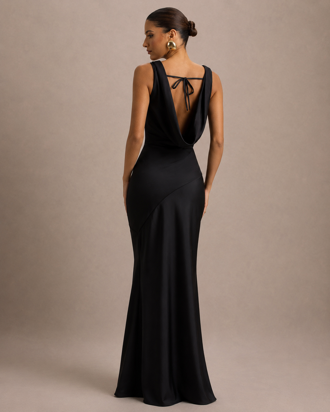 Isadora - Maxi-jurk met Open Rug en Strikdetail