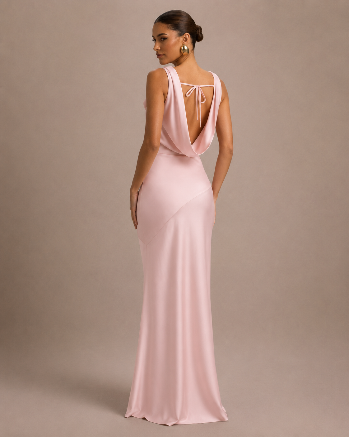 Isadora - Maxi-jurk met Open Rug en Strikdetail