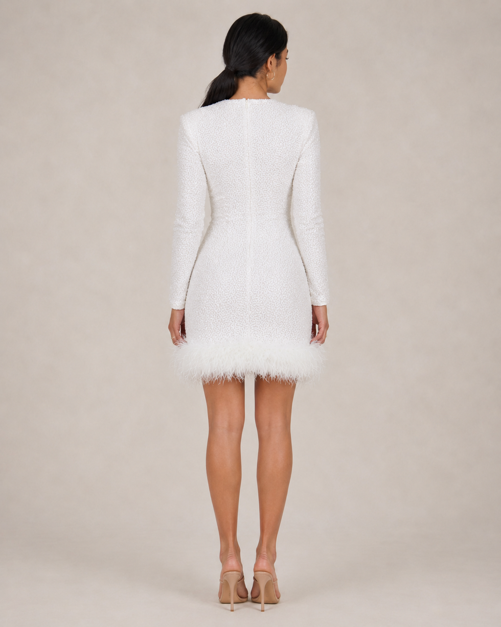 Giorella - Mini-jurk Met Veren Afwerking