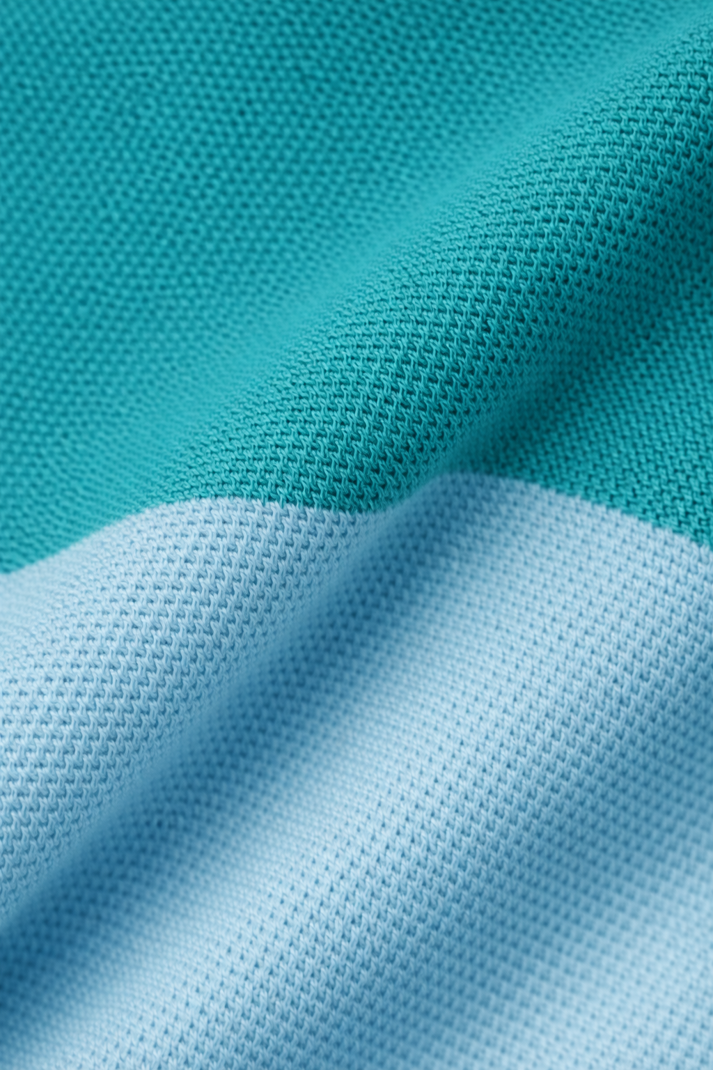 Christa – Blauwgroene En Meerkleurige Dames Badstof Top Met Kwart Rits
