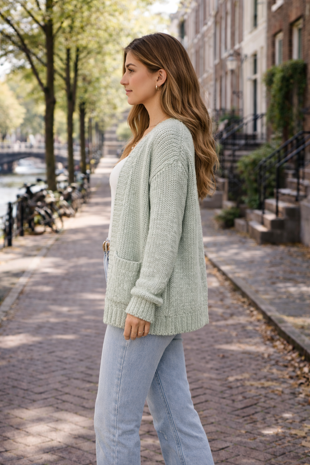 Seruna – Groen Dames Vest Zonder Sluiting Van Fijne Breistof