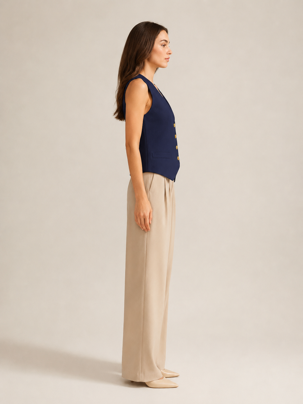 Pheline - Gebreid Asymmetrisch Dames Vest Met Metalen Knopen