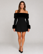 Fiona - Zwarte Off-shoulder Mini-jurk Met Lange Mouwen