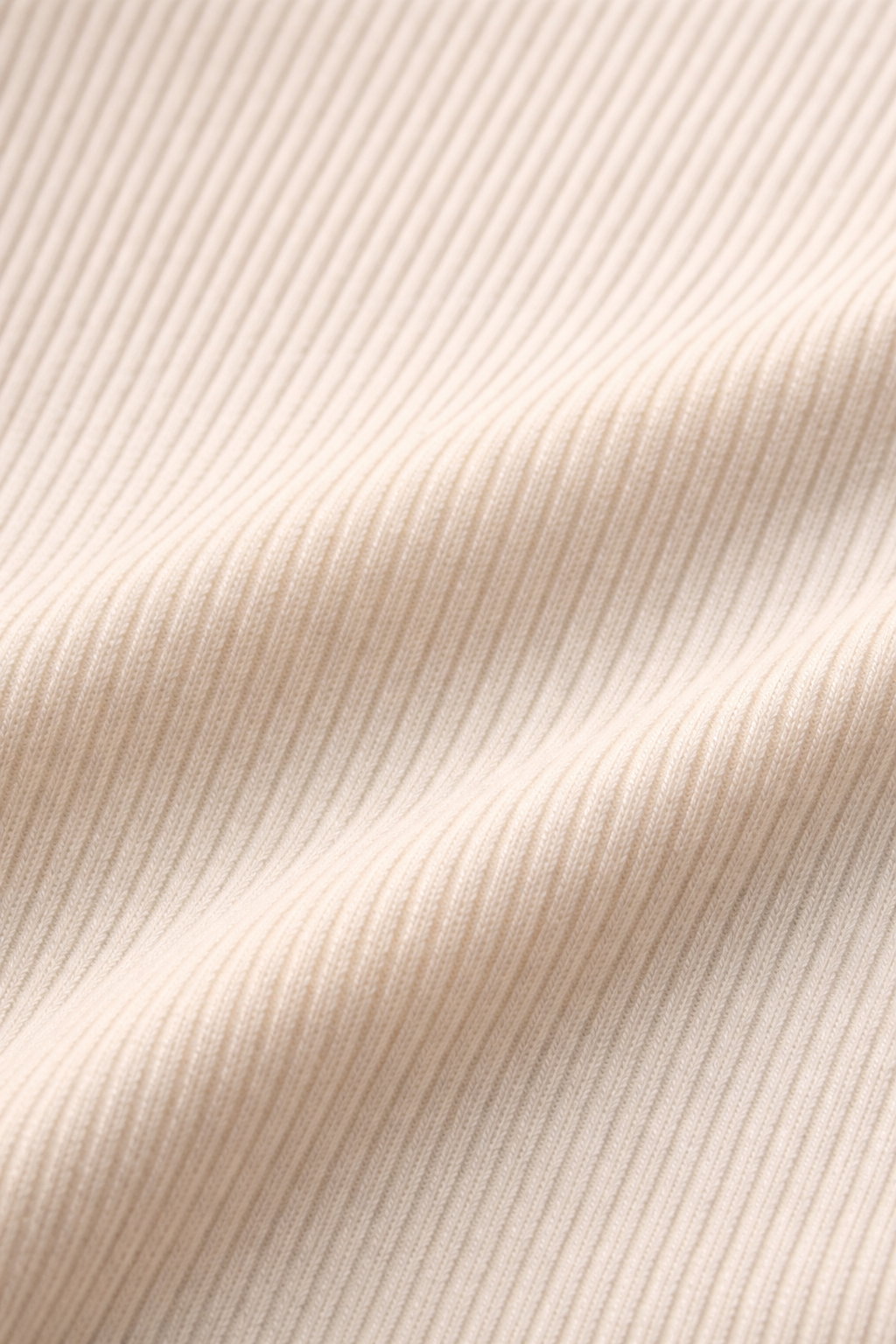 Cira – Witte Dames Tibtop Met Aangesloten Pasvorm