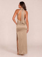 Luisa - Halter Avondjurk met Open Rug en Hoge Split