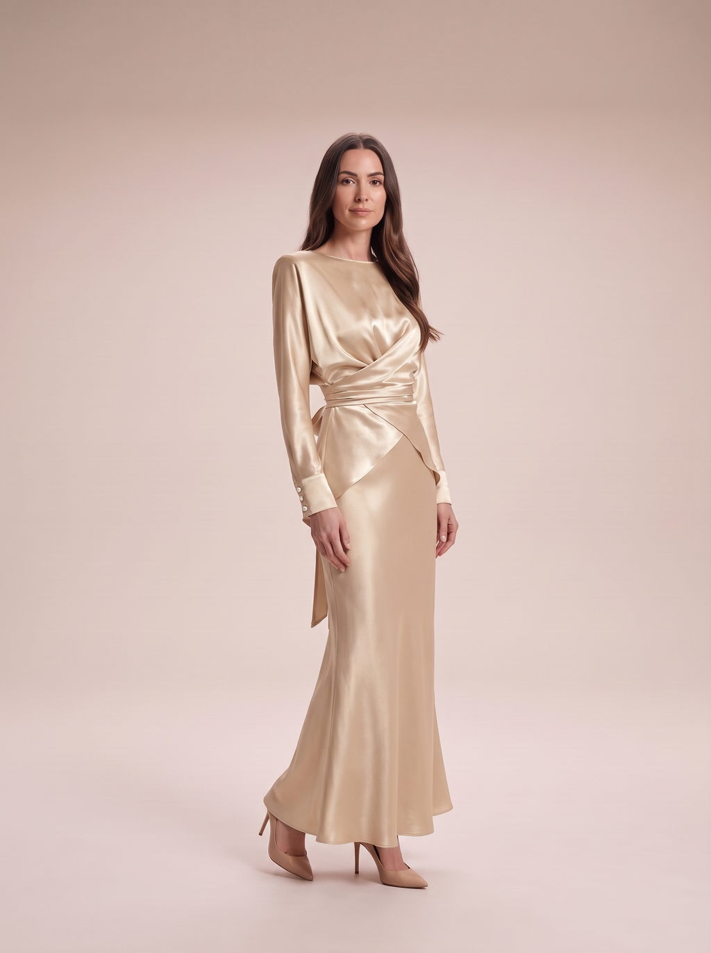 Yamila - Champagne satijnen wikkeltop en fishtail rok set